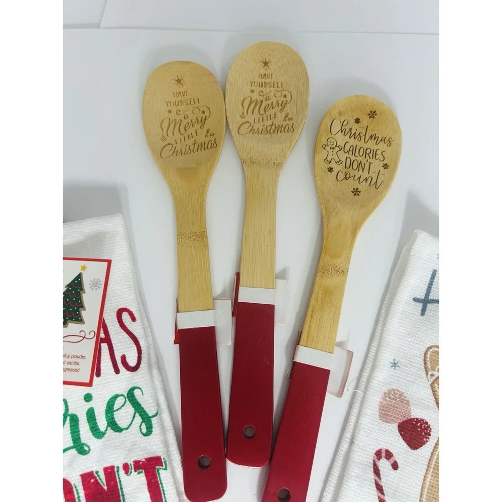 Christmas Tea Towel & Spatula Set‎ Holiday Baking Gingerbread Cookies 6 Pc Set